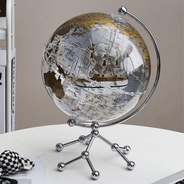 Stoni Globus Srebrni – Sa Brodom 25cm