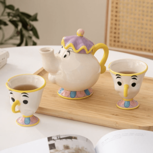 Čajnik i šoljice – Lepotica i zver